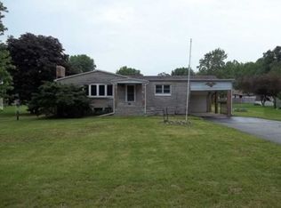 1318 Pike St, Clinton, IN 47842