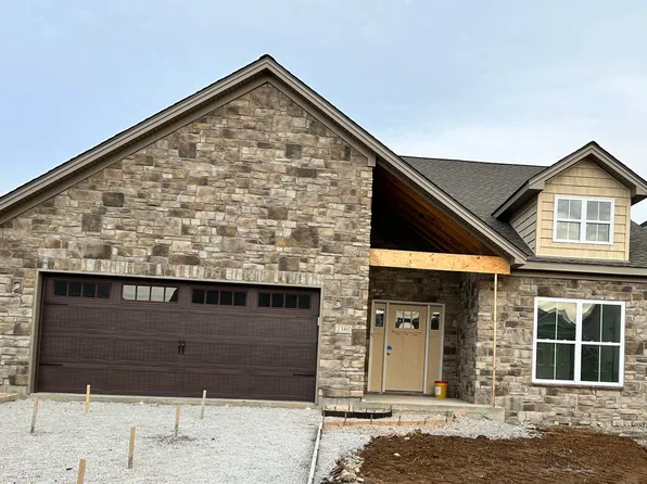 1380 Angus Trl, Lexington, KY 40509