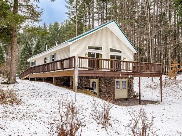 9011 Pine Rd, Woodgate, NY 13494