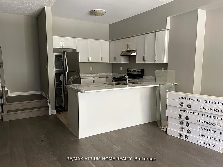 1255 Bridletowne Cir #5 — Photo 2