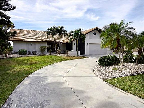 4th image of 2852 SW 51st St