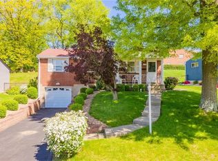 620 Pettigrew Rd, Irwin, PA 15642