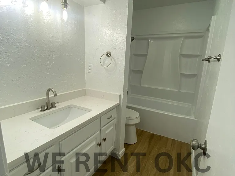 3613 Wynn Cir — Photo 17