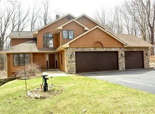 6654 Steeplechase Ln, Berrien Sprgs, MI 49103