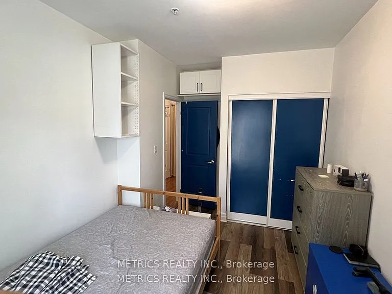 459 Kerr St #201 — Photo 14