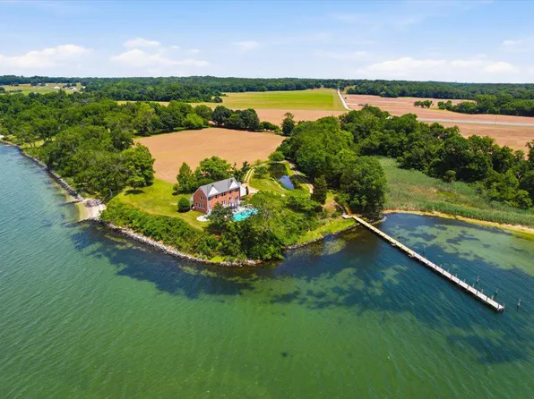 2070 Turner Rd, Lusby, MD 20657