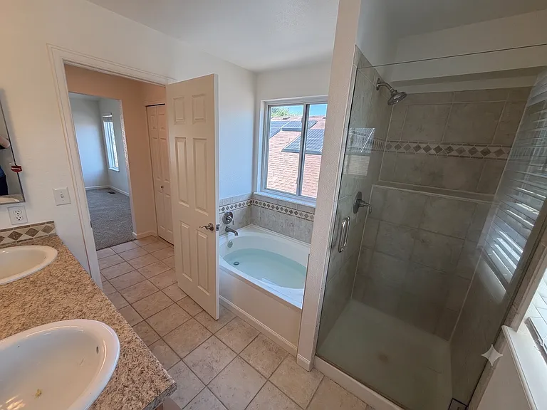 12139 Applewood Ct — Photo 20