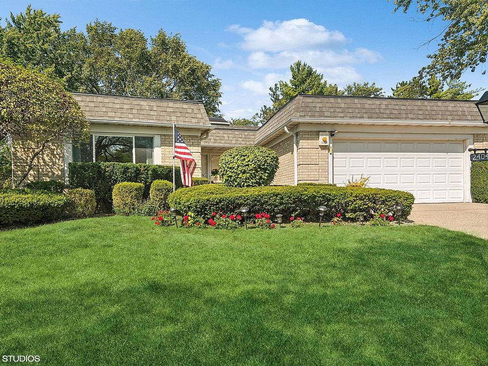 1st image of 2404 Burgundy Ln