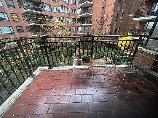 1st image of 60 Sutton Pl S APT 4HN