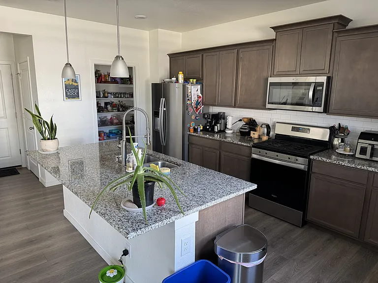 Kitchen (1rst floor)