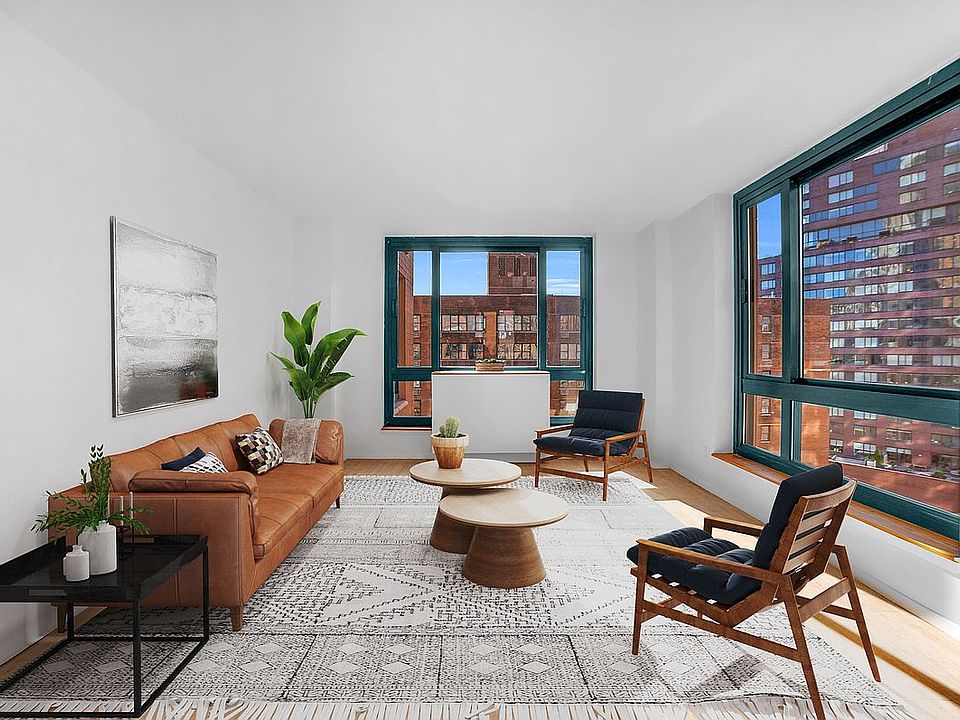 1st image of 1 Irving Pl APT V15f