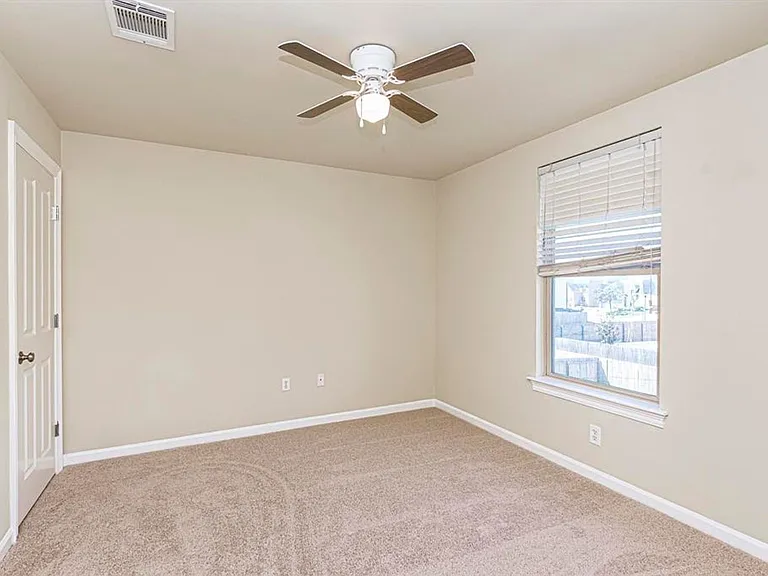 18163 Pinehurst Dr — Photo 11