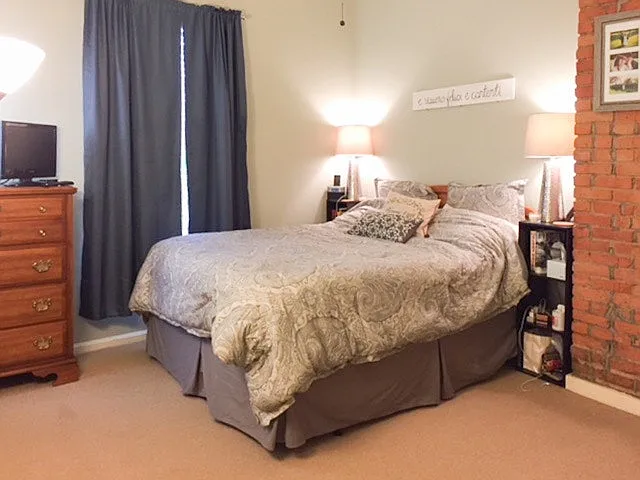 12' x 14' bedroom