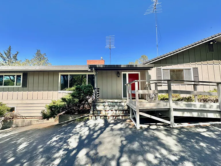 16107 Bitney Springs Rd — Photo 1