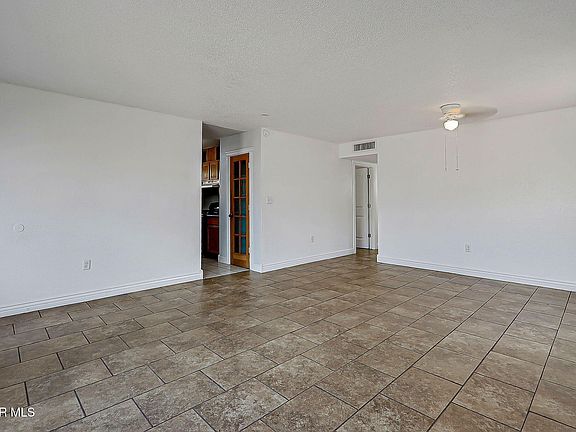 5th image of 287 Sunset Hills Dr