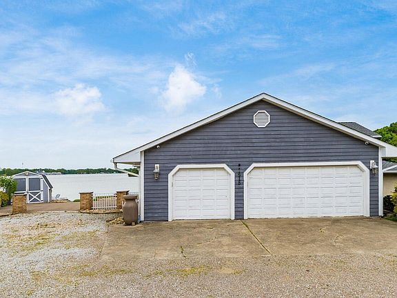 3rd image of 11918 Township Road 406