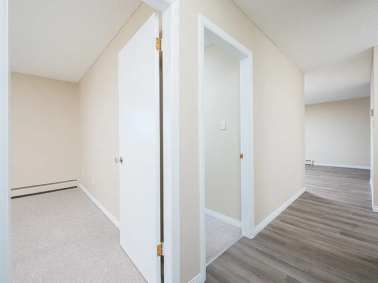 1602 Sherwood Dr — Photo 20