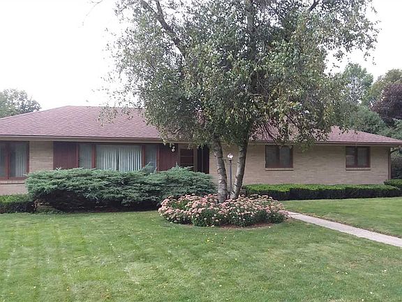 2nd image of 2205 Linden Ave