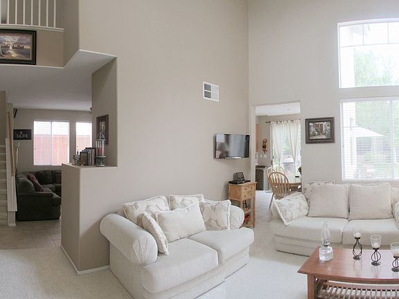 2nd image of 20207 Jennifer Ct