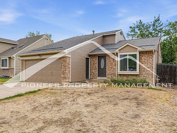 2nd image of 1729 Tulip St