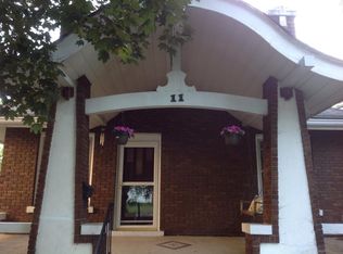 11 Clinton Pl, Normal, IL 61761