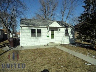 1st image of 217 E 14th St