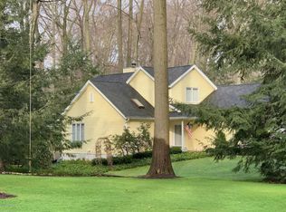 1132 Warwick Ct, Holland, MI 49424