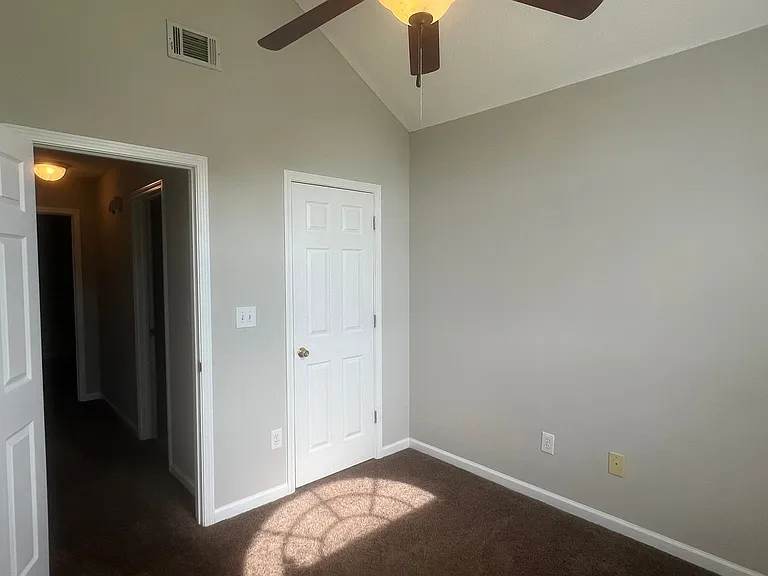 103 Reese Dr — Photo 23