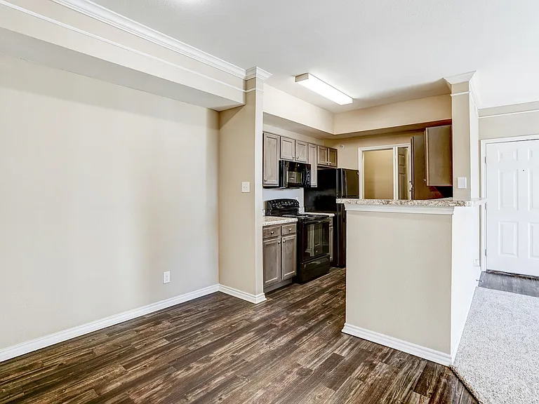 Saxony at Chase Oaks Apartments — Photo 46