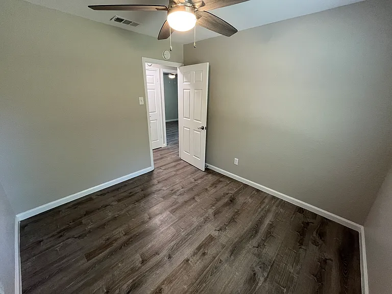 13020 Spring Oaks Dr — Photo 11