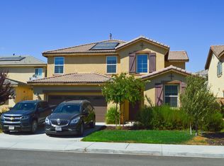 15484 Vanilla Bean Ln, Fontana, CA 92336