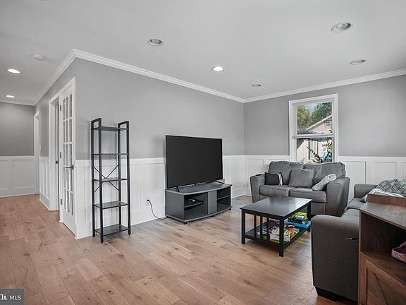 4th image of 4819 Osage St