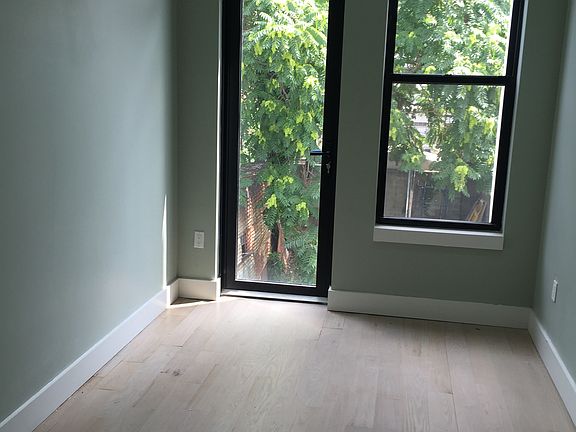 5th image of 82 Jackson St #2B