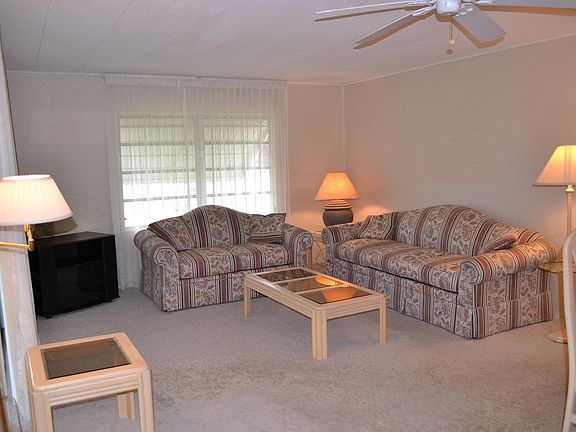 3rd image of 1620 SW 64th Way #H