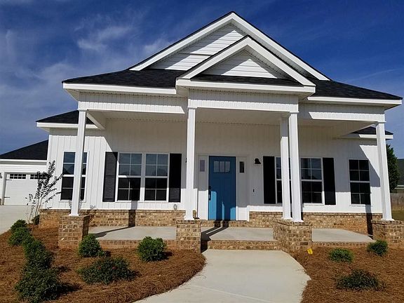 2nd image of 316 Live Oak Ct