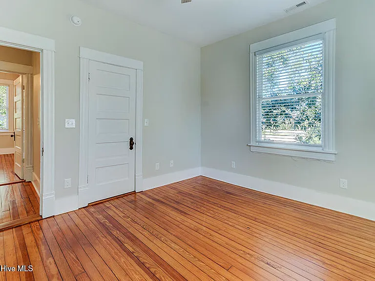 1812 Market St — Photo 27