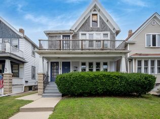 2430 S 30th St #2432, Milwaukee, WI 53215