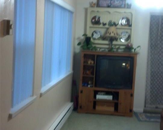 5th image of 441 Railroad Ave