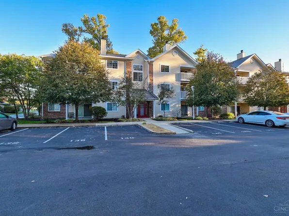710 Carrington Pl APT 104, Loveland, OH 45140