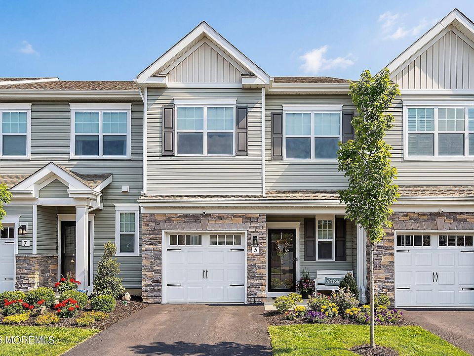 1st image of 5 Laird Way