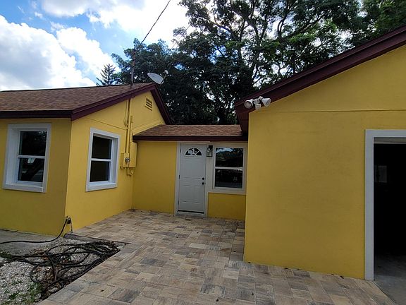 4th image of 2546 50th Ave N