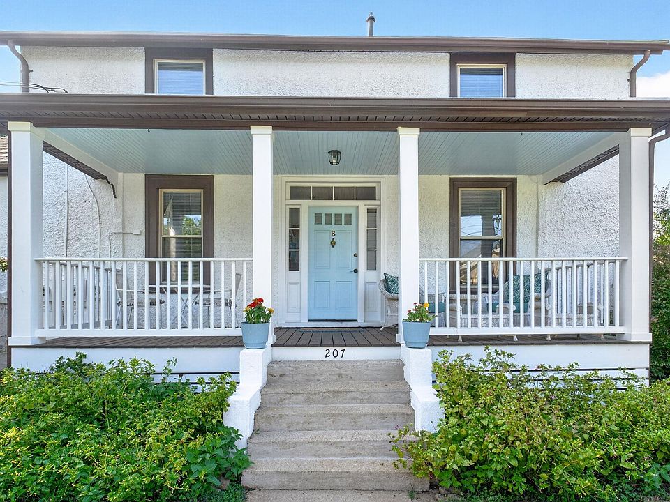 1st image of 207 Douglas Ave
