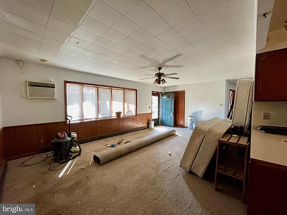4th image of 25965 Butler Branch Rd