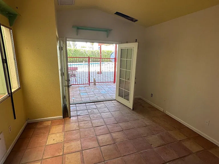 3328 S Stanley Pl — Photo 15