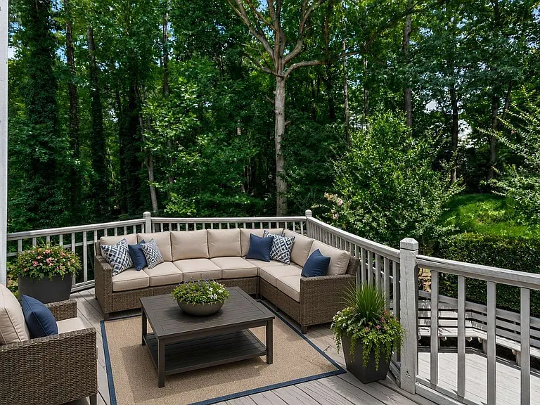 11355 Vedrines Dr — Photo 46