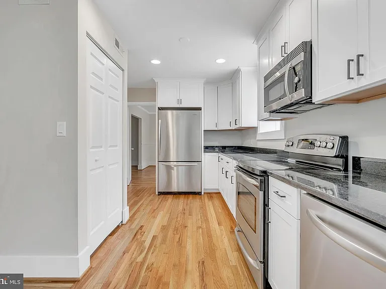 10911 Chandler Rd — Photo 14