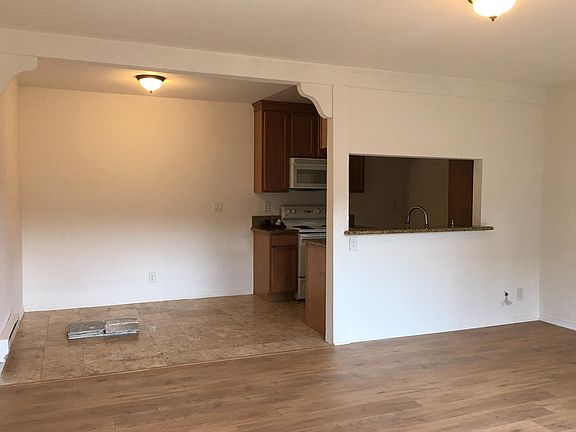 2nd image of 1133 W Sepulveda Blvd #O-203