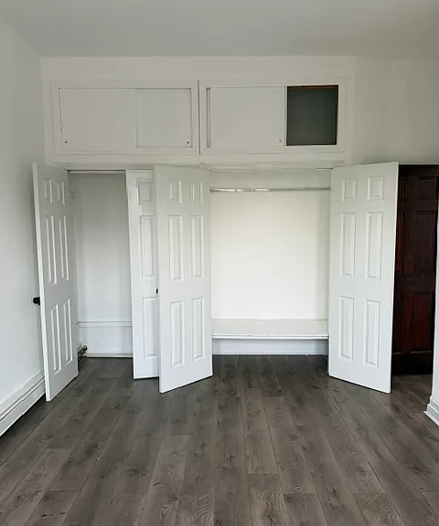 Bdrm 1 Closets