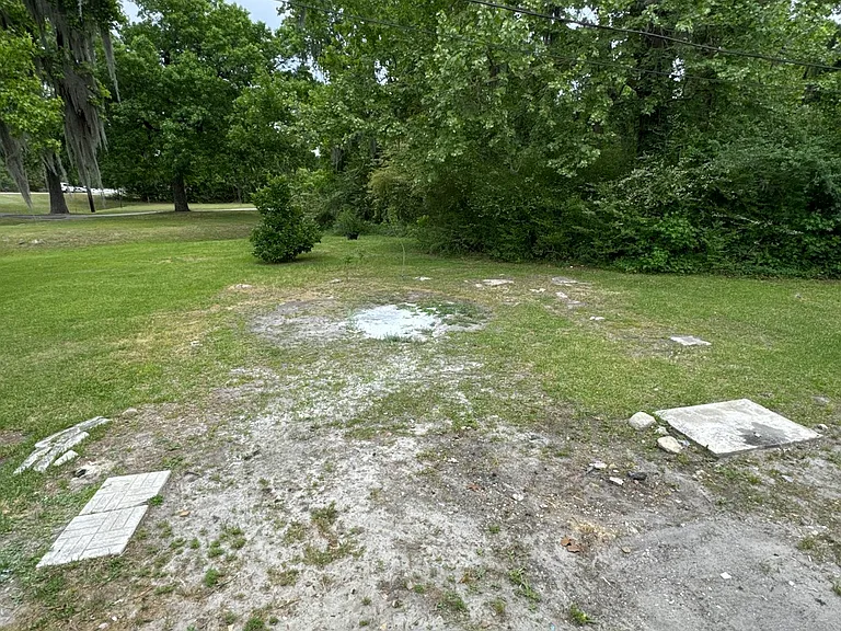 704 Covington Ave — Photo 10