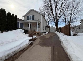 217 Mesnard St, Marquette, MI 49855